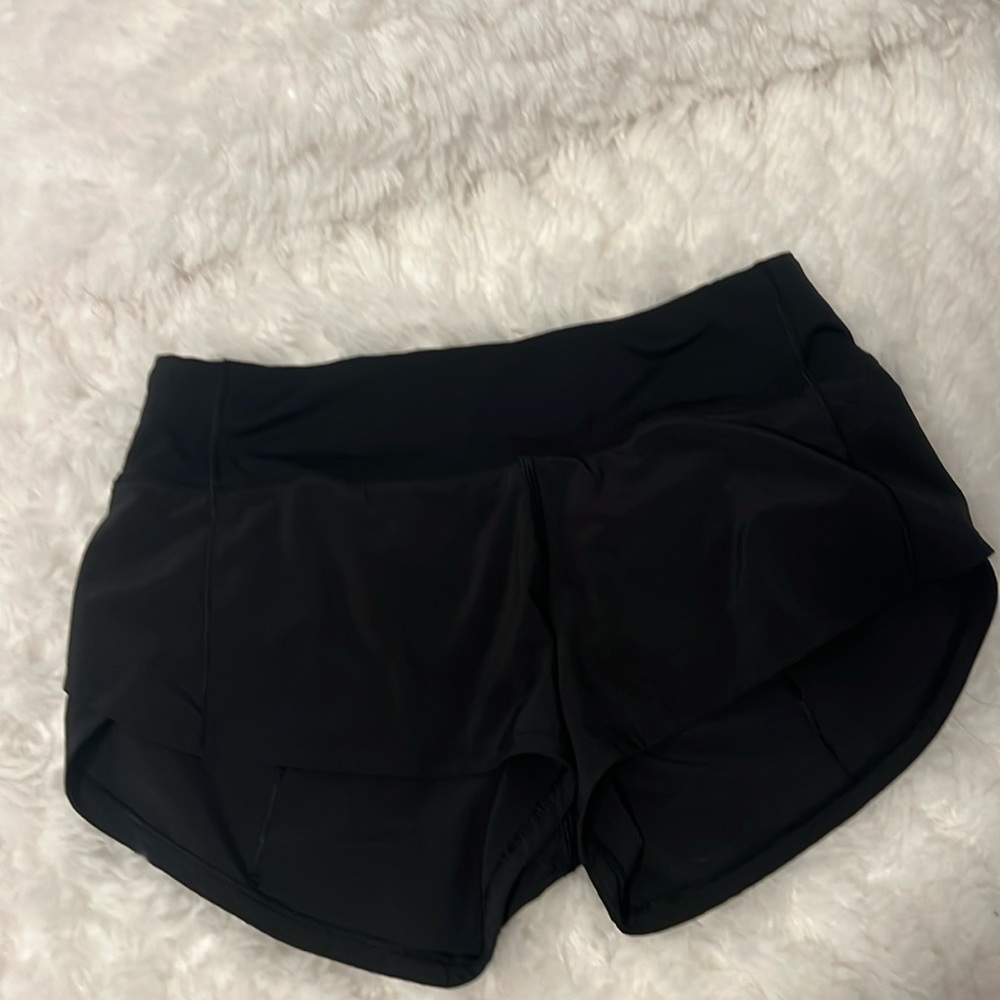 Speed Up Low-Rise Short 2.5" inseam
